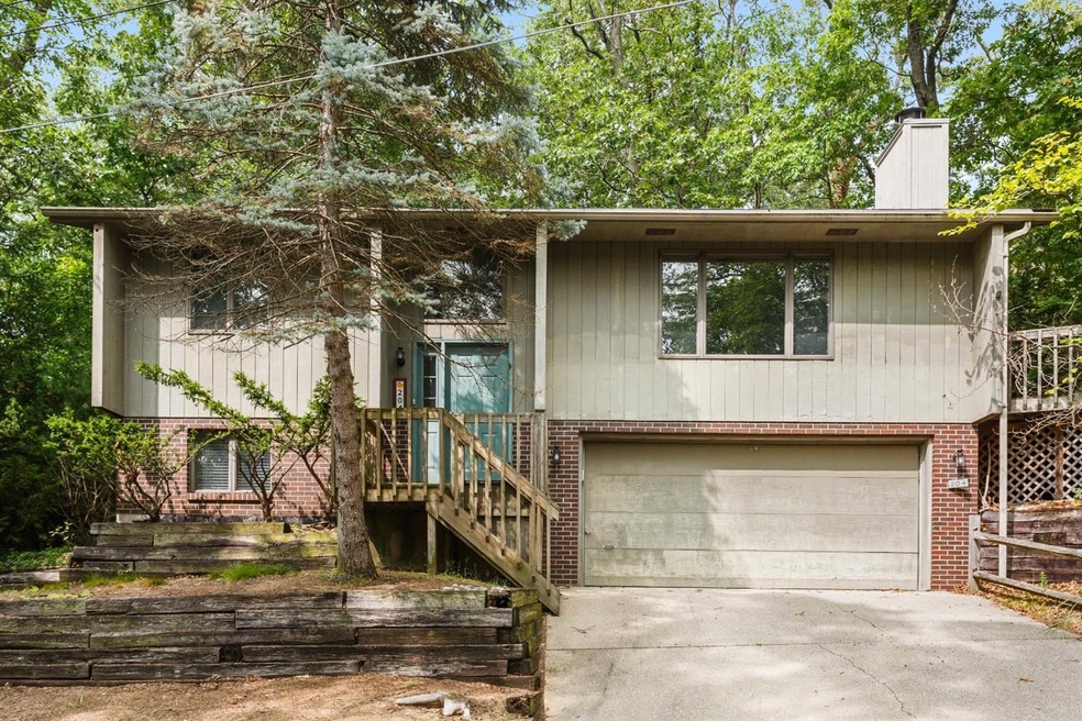 204 Oakdale Way, Michigan City, IN 46360 - photo 1