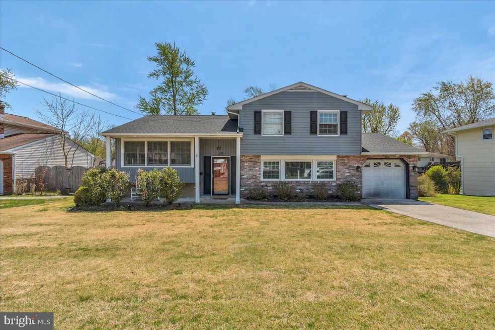 Under Contract $449,900