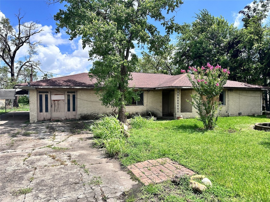 13811 Alderson St, Houston, TX 77015 - photo 1