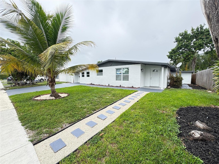 5611 SW 38th St, Davie, FL 33314 - photo 1