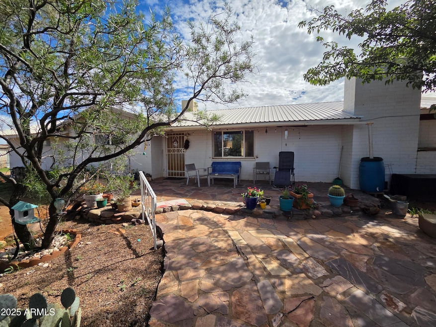 Under Contract $229,000