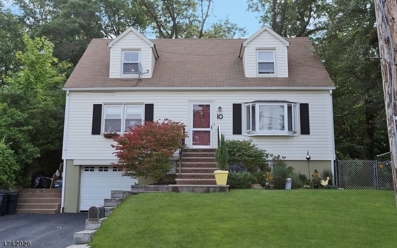 10 Forest Ave, West Orange, NJ 07052 - photo 1
