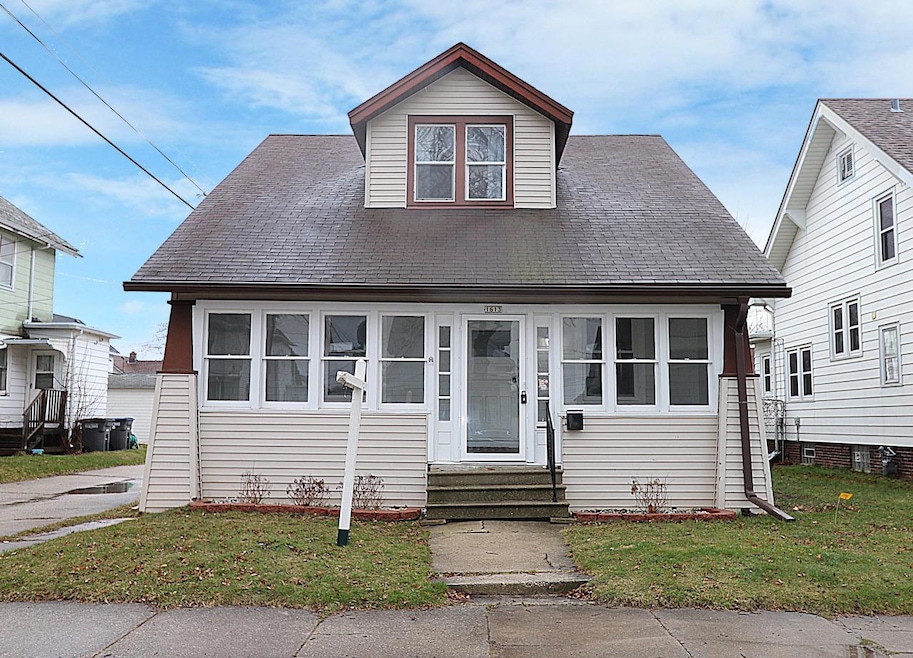 1613 N 16th St, Sheboygan
