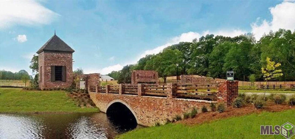 151 Valhalla Blvd, Baton Rouge, LA 70810 - photo 1