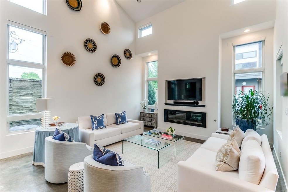 3836 Pine Tree Ct, Dallas, TX 75206 - photo 1