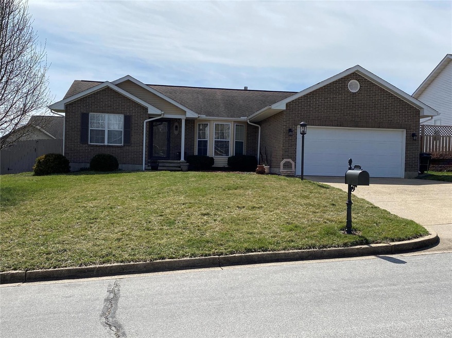 1104 Murry Ln, Rolla, MO 65401 - photo 1