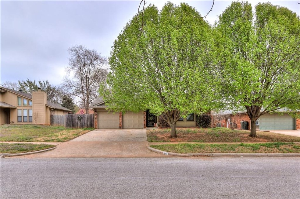 3617 Peregrine Dr, Norman, OK 73072 - photo 1