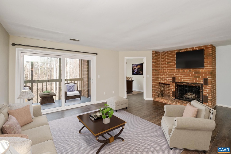 111 Turtle Creek Rd unit 2, Charlottesville, VA 22901 - photo 1