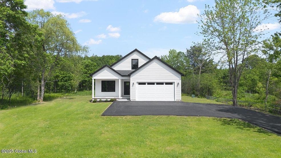 Pending $568,000 • Co-Listing Agent