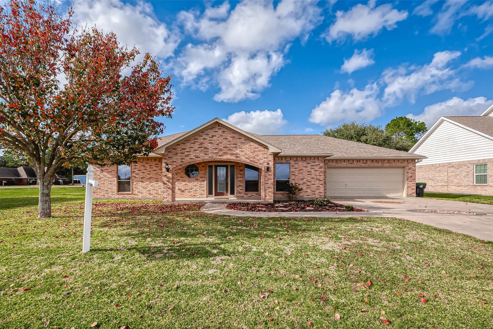 3714 Melvin Ct, Needville, TX 77461 - photo 1