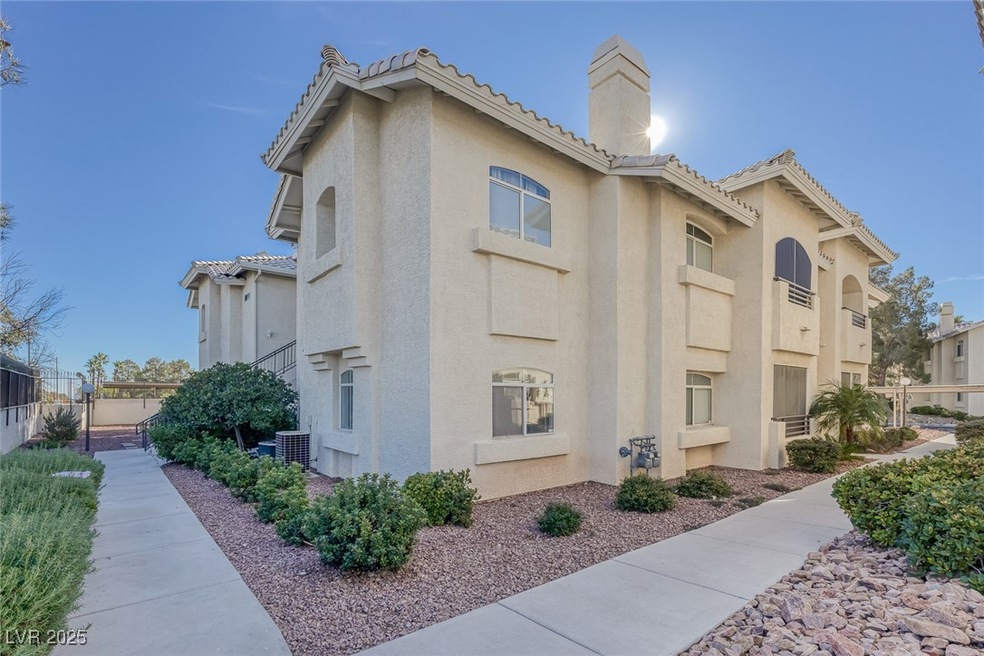 Palisades Point unit 132, Las Vegas, NV 89117 - photo 1