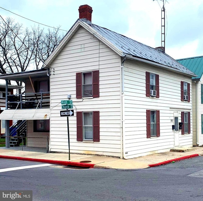 201 High St unit 1, Hagerstown, MD 21740 - photo 1