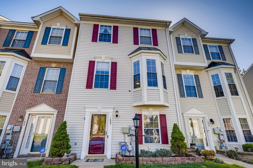 1607 Horsedrawn Ct, Severn, MD 21144 - photo 1