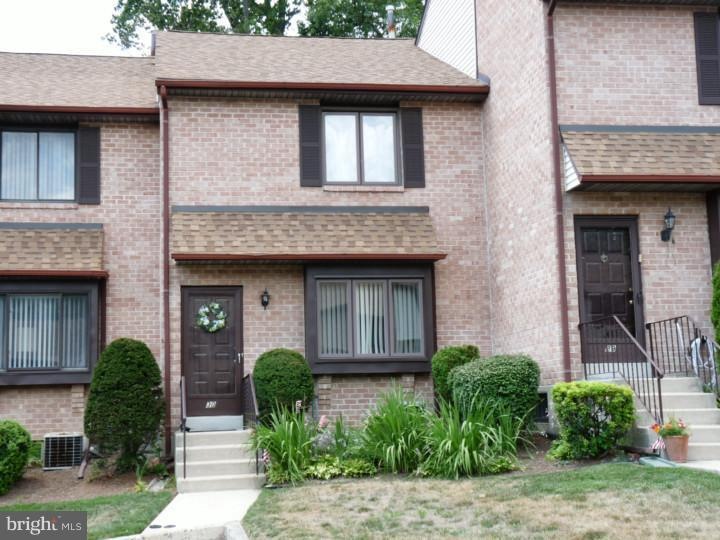 1747 W Chester Pike unit 30, Havertown, PA 19083 - photo 1