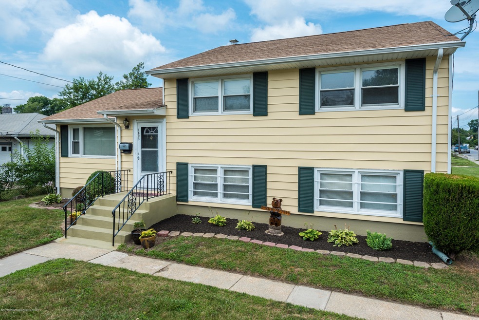 1603 Bradfiske-2