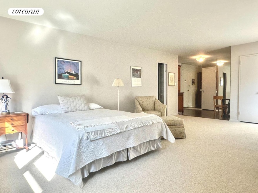 1036 Park Ave unit 9B, New York, NY 10028 - photo 1