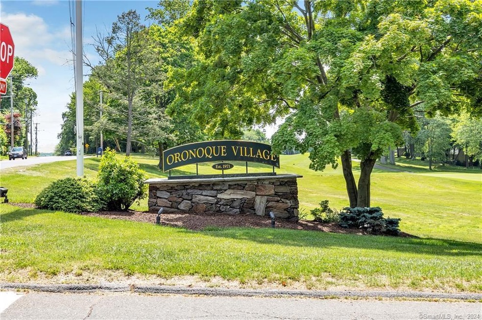 Entrance to Oronoque Village