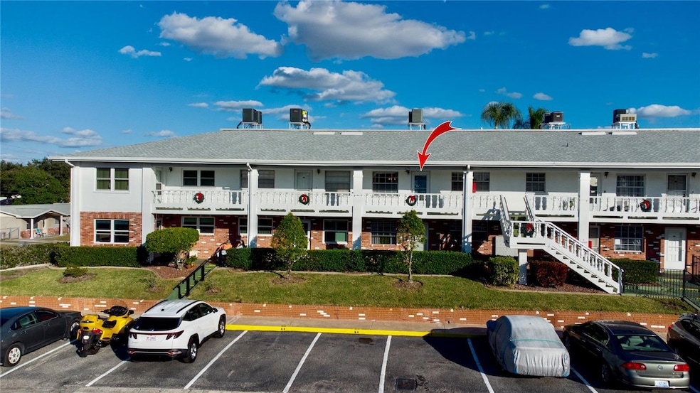 4742 Azalea Dr unit 203, New Port Richey, FL 34652 - photo 1