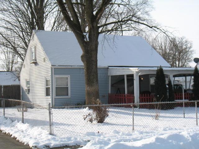 5057 Dimson Dr N, Columbus, OH 43213 - photo 1