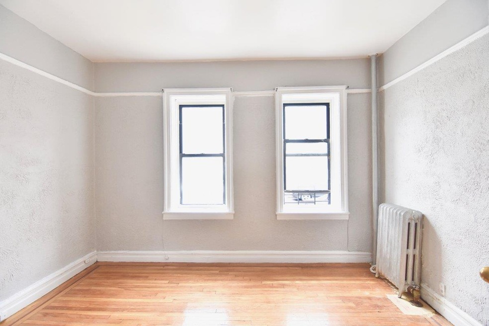 2580 Bainbridge Ave unit 1C, Bronx, NY 10458 - photo 1