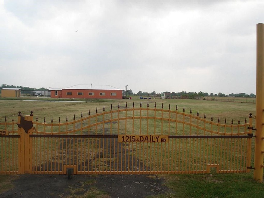 1215 Daily Rd, Rosenberg, TX 77471 - photo 1