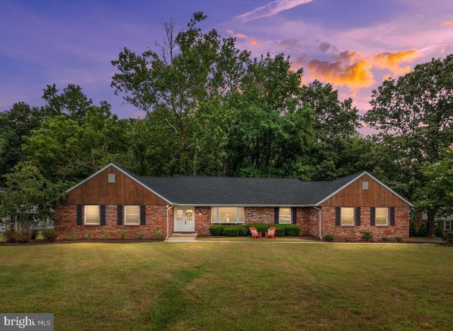 1302 Lavall Dr, Davidsonville, MD 21035 - photo 1