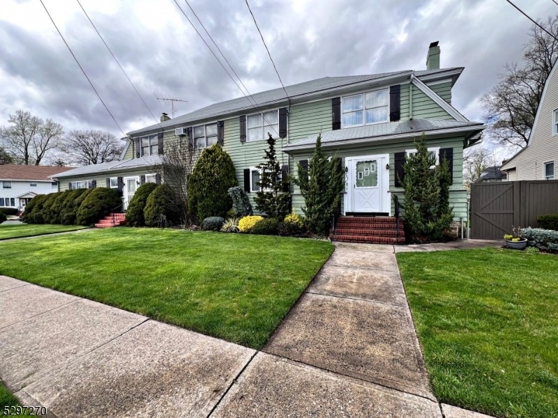 723 Westfield Ave, Elizabeth, NJ 07208 - photo 1