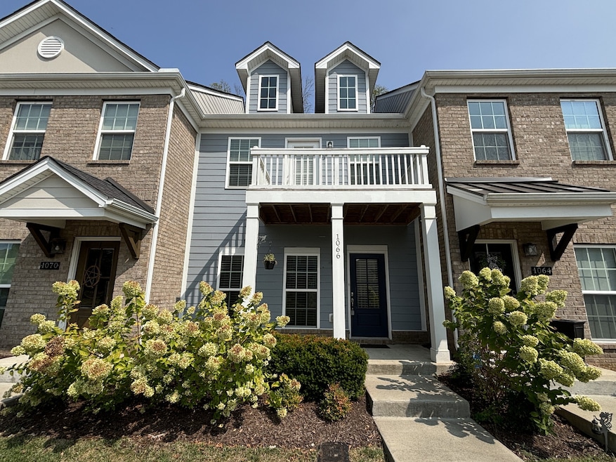 1066 Emery Bay Cir, Hendersonville, TN 37075 - photo 1