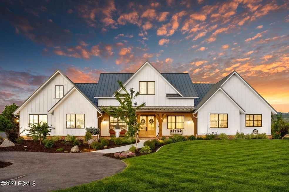 0_Exterior_1800x1200_4139748