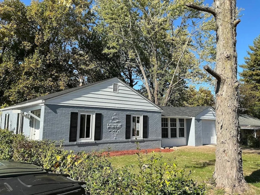 423 S Kenmore Dr, Evansville, IN 47714 - photo 1