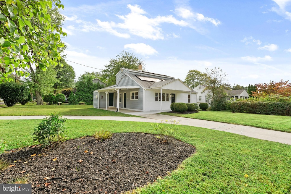 605 E Evesham Rd, Voorhees, NJ 08043 - photo 1