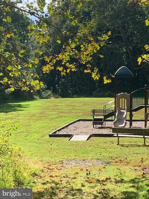 6335 Jacobs Ct, Sykesville, MD 21784 - photo 1