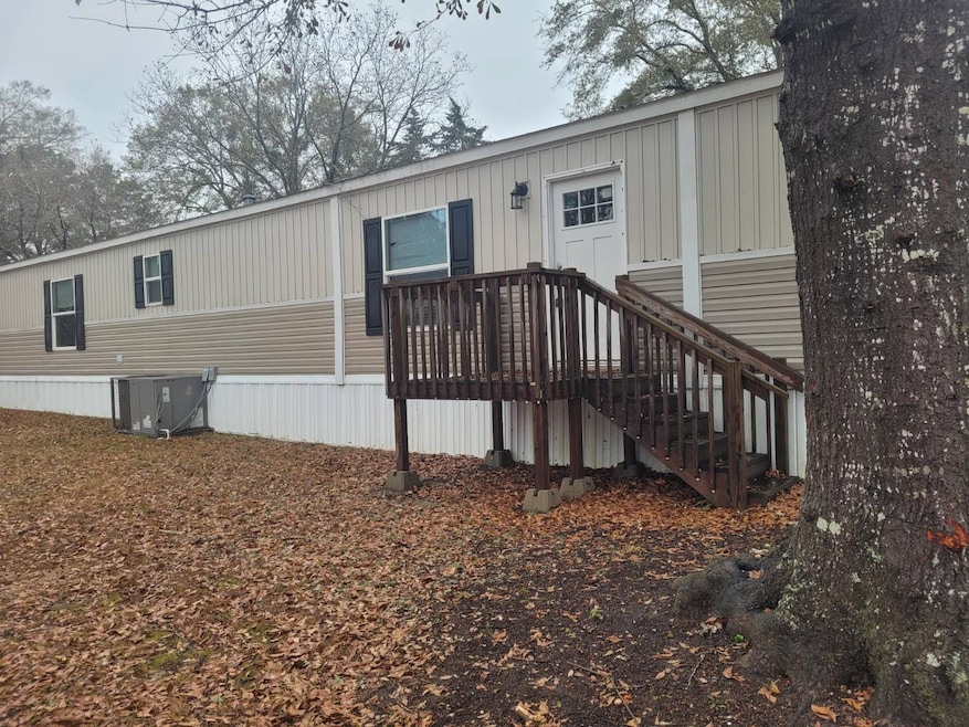 204 S Cambridge Dr, Warner Robins, GA 31093 - photo 1