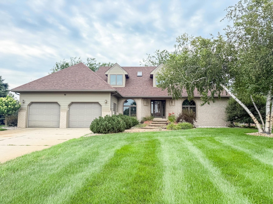 For Sale $474,900 • Co-Listing Agent