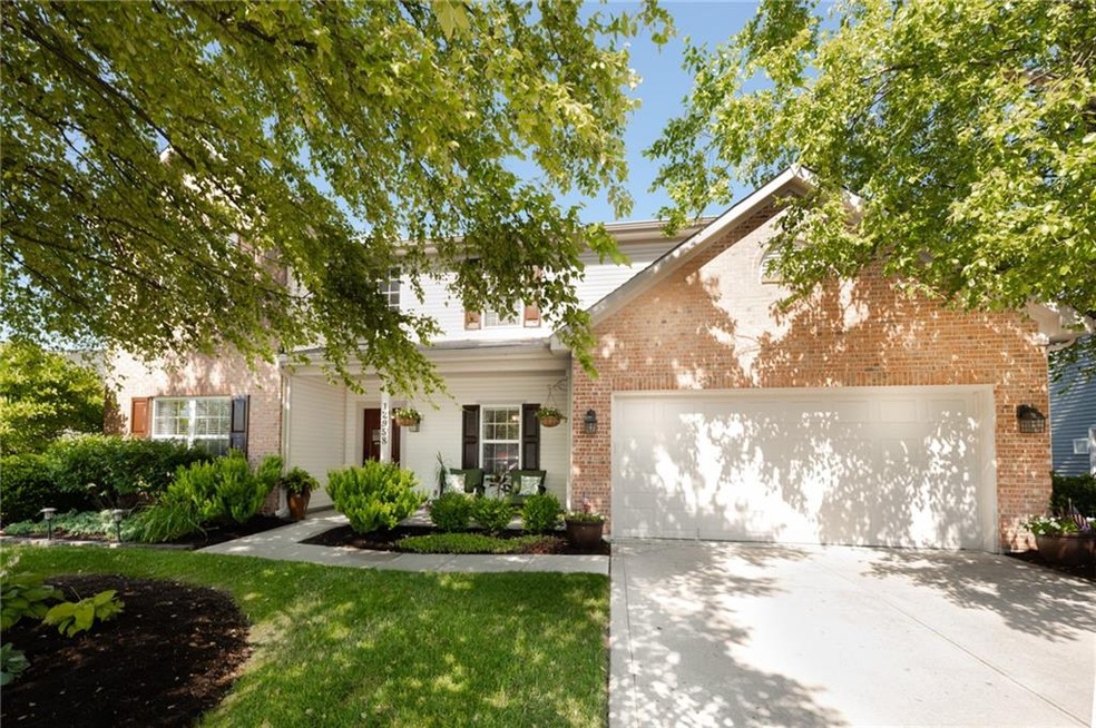 12958 Quarterback Ln, Fishers, IN 46037 - photo 1