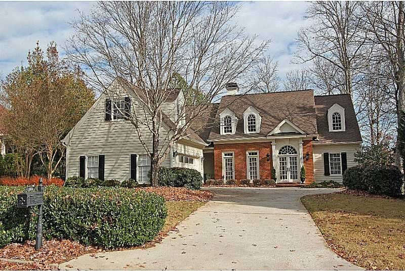 Exterior Front.