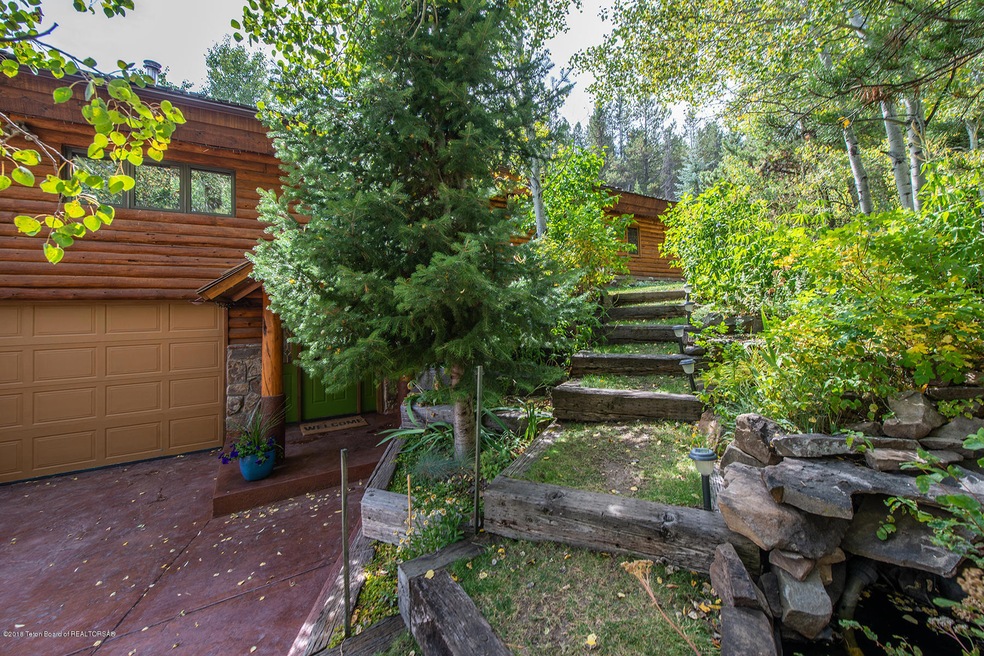 8455 S Fall Creek Rd, Wilson, WY 83014 - photo 1