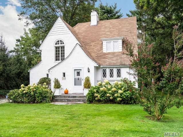 120 Plandome Ct, Manhasset, NY 11030 - photo 1