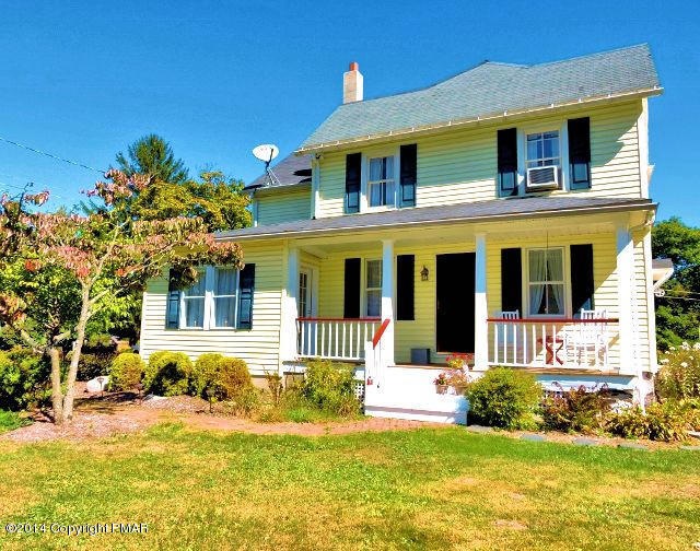 561 Shooktown Rd, Bangor, PA 18013 - photo 1