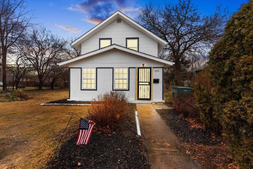 01-Exterior Front