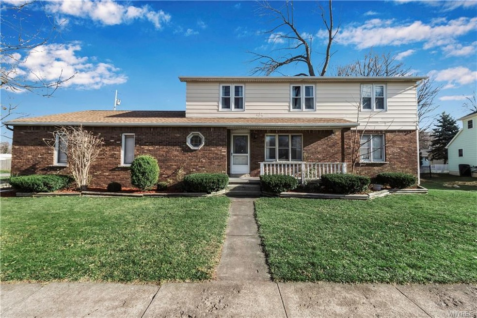 159 Greenwood Cir, North Tonawanda, NY 14120 - photo 1