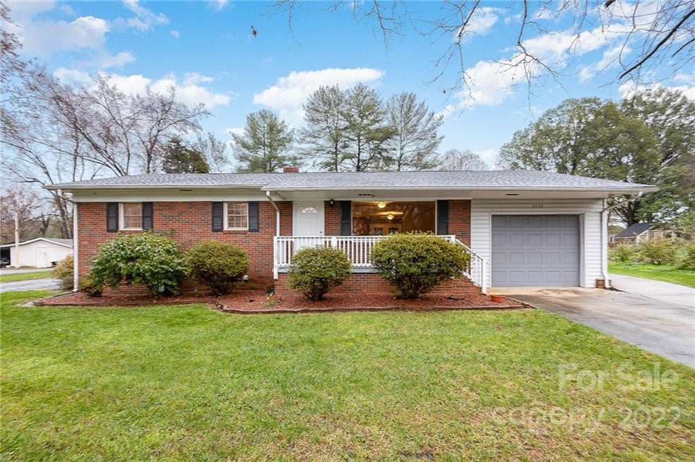 3038 Wilkesboro Hwy, Statesville, NC 28625 - photo 1