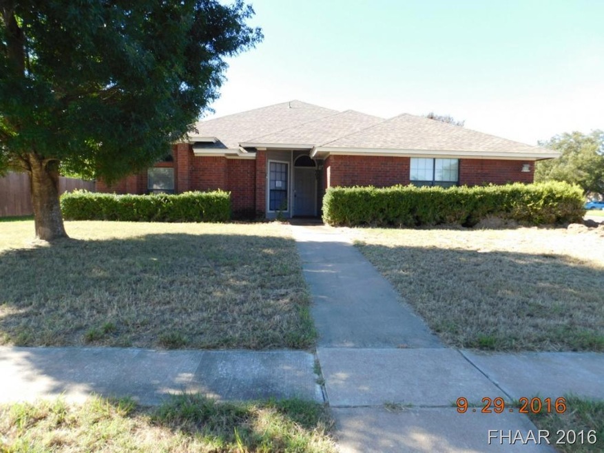 902 Bruce Dr, Copperas Cove, TX 76522 - photo 1