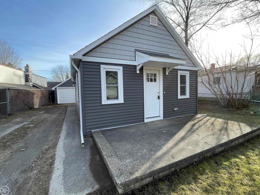 2308 Hancock St, Port Huron, MI 48060 - photo 1