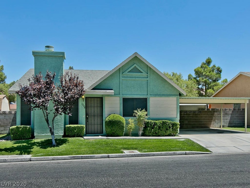 Charming single story home where the HOA takes car