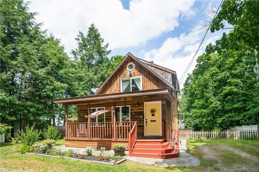 Adorable chalet!