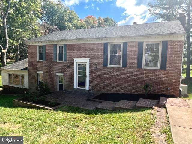 19004 Staleybridge Rd, Germantown, MD 20876 - photo 1