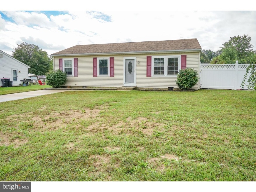 15 Danbury Dr, Sicklerville, NJ 08081 - photo 1
