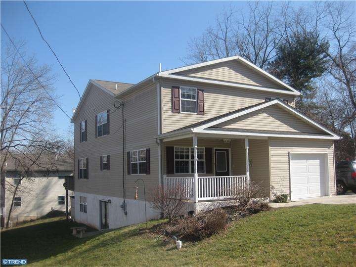 343 N Wall St, Spring City, PA 19475 - photo 1