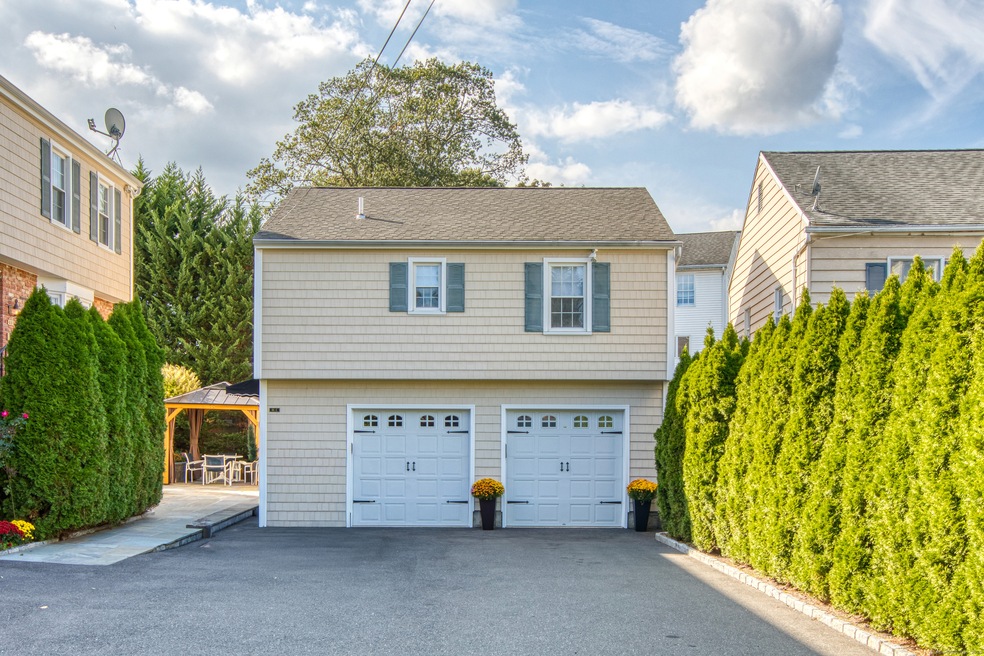 66 Ute Place unit C, Greenwich, CT 06830 - photo 1